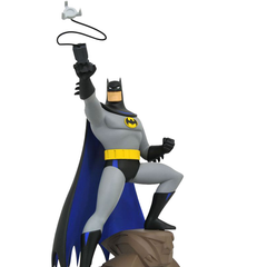 DC TV GALLERY: Batman Animated Grappling Gun PVC Diorama