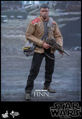 STAR WARS: Finn 1:6 Scale Movie Masterpiece Figure