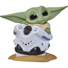 STAR WARS: THE BOUNTY COLLECTION SERIES 2 The Child Collectible Toy 2.2-Inch “Baby Yoda” Helmet Hiding Pose Figure