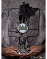 BATMAN RETURNS: Batman Deluxe Art Scale 1/10 Statue