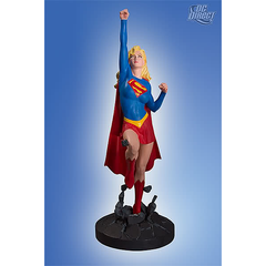 DC COMICS COVER GIRLS: Supergirl Statue