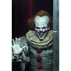 IT Chapter Two: Ultimate Pennywise (2019) - 7-Inch Scale Action Figure