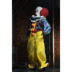 IT (1990): Pennywise 8-Inch Scale Clothed Figure