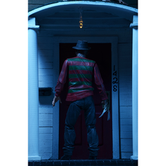 A NIGHTMARE ON ELM STREET: Ultimate Freddy Krueger 7-Inch Scale Figure