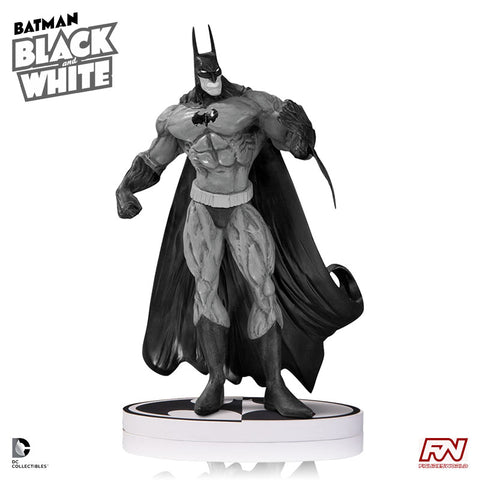 BATMAN BLACK AND WHITE Batman Statue by Simon Bisley (2nd Edition)