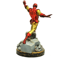MARVEL COMIC PREMIER COLLECTION: Classic Iron Man Resin Statue