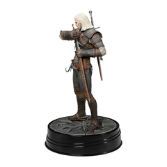 THE WITCHER 3: WILD HUNT: Deluxe Hearts of Stone Geralt Figure