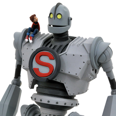 THE IRON GIANT: Iron Giant Select Action Figure with Light-Up Eyes