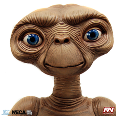 E.T. THE EXTRA TERRESTRIAL: E.T. Life-Size Stunt Puppet Replica