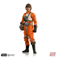 STAR WARS: Luke Skywalker: Red Five X-wing Pilot Sixth Scale Figure