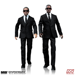 MEN IN BLACK 3:  Agent J & Agent K - 1:6 Scale Real Masterpiece Figure Set