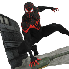 MARVEL COMIC GALLERY: Spider-Man (Miles Morales) PVC Diorama