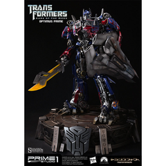 TRANSFORMERS: Optimus Prime Museum Masterline Statue
