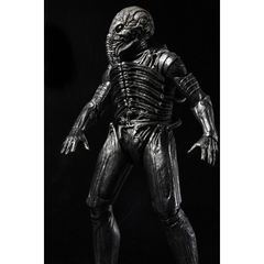 PROMETHEUS: Series 1 Engineer (Chair Suit) 7-Inch Scale Deluxe Action Figure