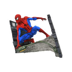 MARVEL COMIC GALLERY: Spider-Man Webbing PVC Diorama