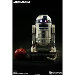 STAR WARS: R2-D2 Premium Format™ Figure