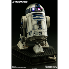 STAR WARS: R2-D2 Premium Format™ Figure