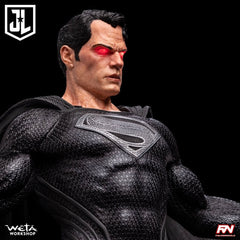 Zack Snyder's Justice League - Superman Black Suit 1:4 Scale Statue
