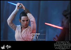 STAR WARS: Rey 1:6 Scale Movie Masterpiece Figure
