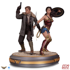 WONDER WOMAN MOVIE: Wonder Woman & Steve Trevor Statue